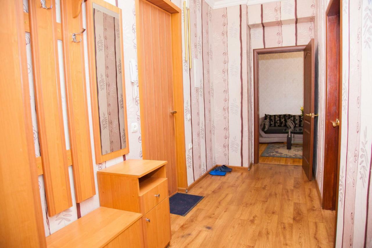 Apartment On Stalevariv Street 7 Zaporizhia Exterior photo